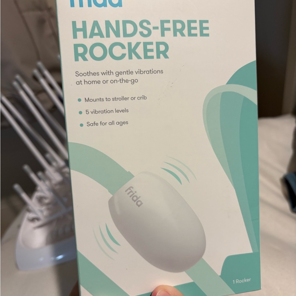 Hands-Free Rocker Baby Soother - White